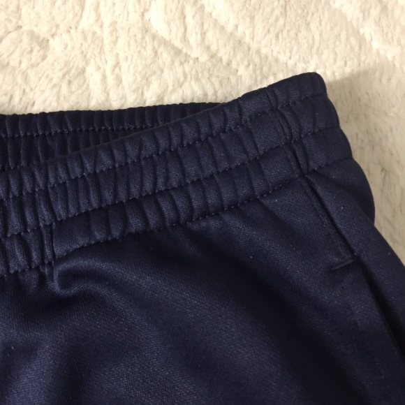 COPY - Puma Athletic Men’s Medium Size Shorts - Picture 8 of 16